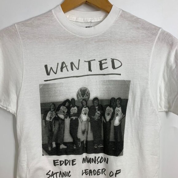 BoxLunch‎ Women's Stranger Things Hellfire Club Crew Neck Shirt Size XS NWT - Picture 4 of 12